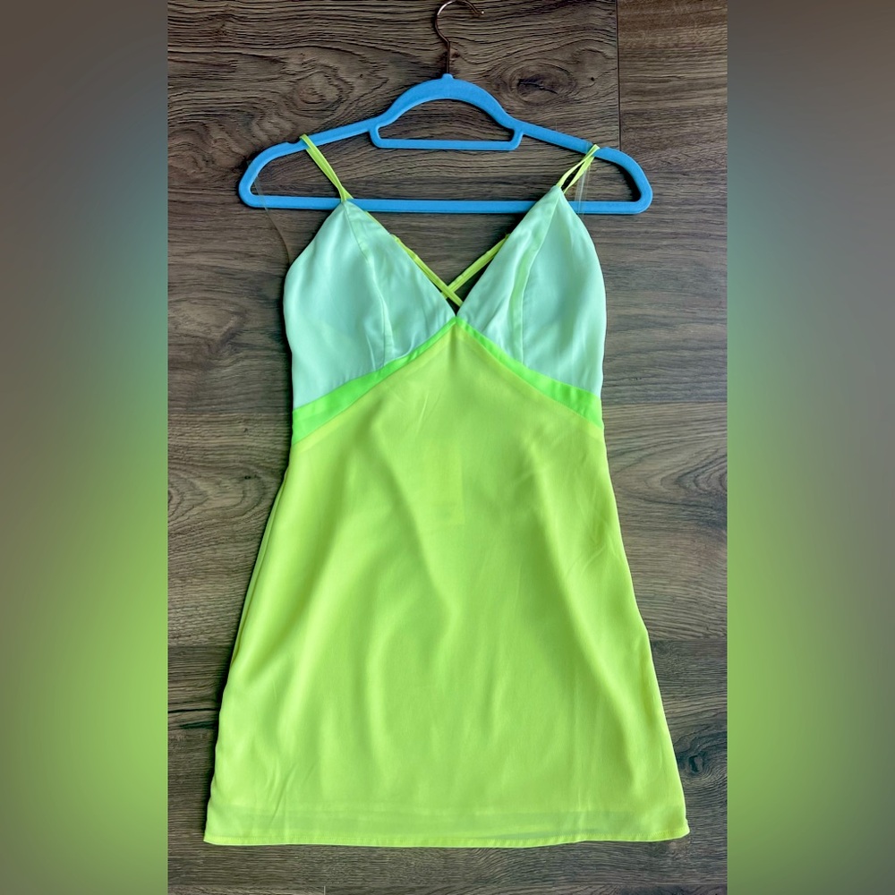 NWT women’s neon yellow spaghetti dress